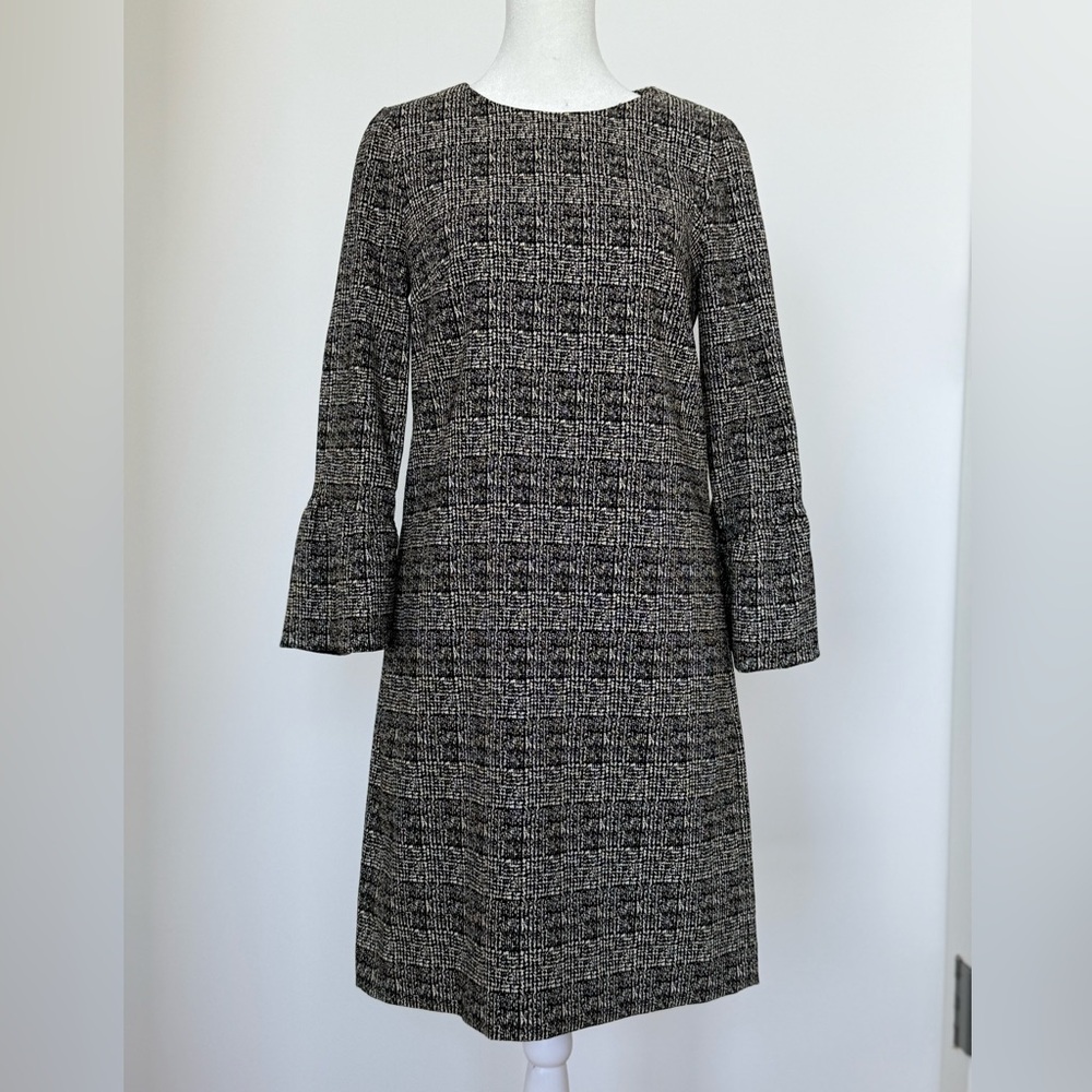 Elegant Black and Cream Houndstooth Dress